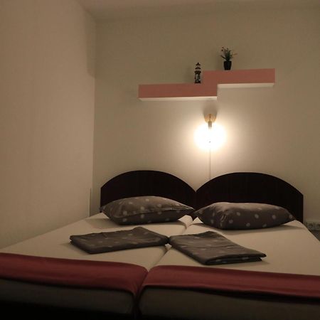 ホテル Casa David スリナ 部屋 写真