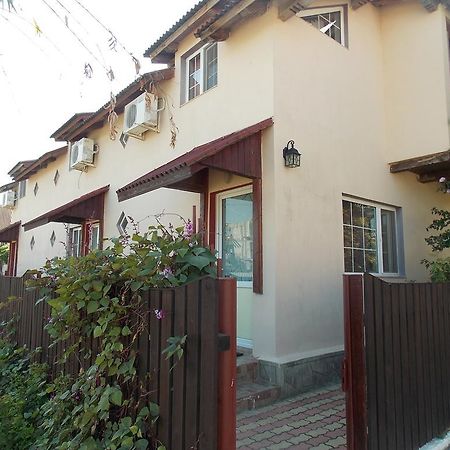 ホテル Casa David スリナ エクステリア 写真